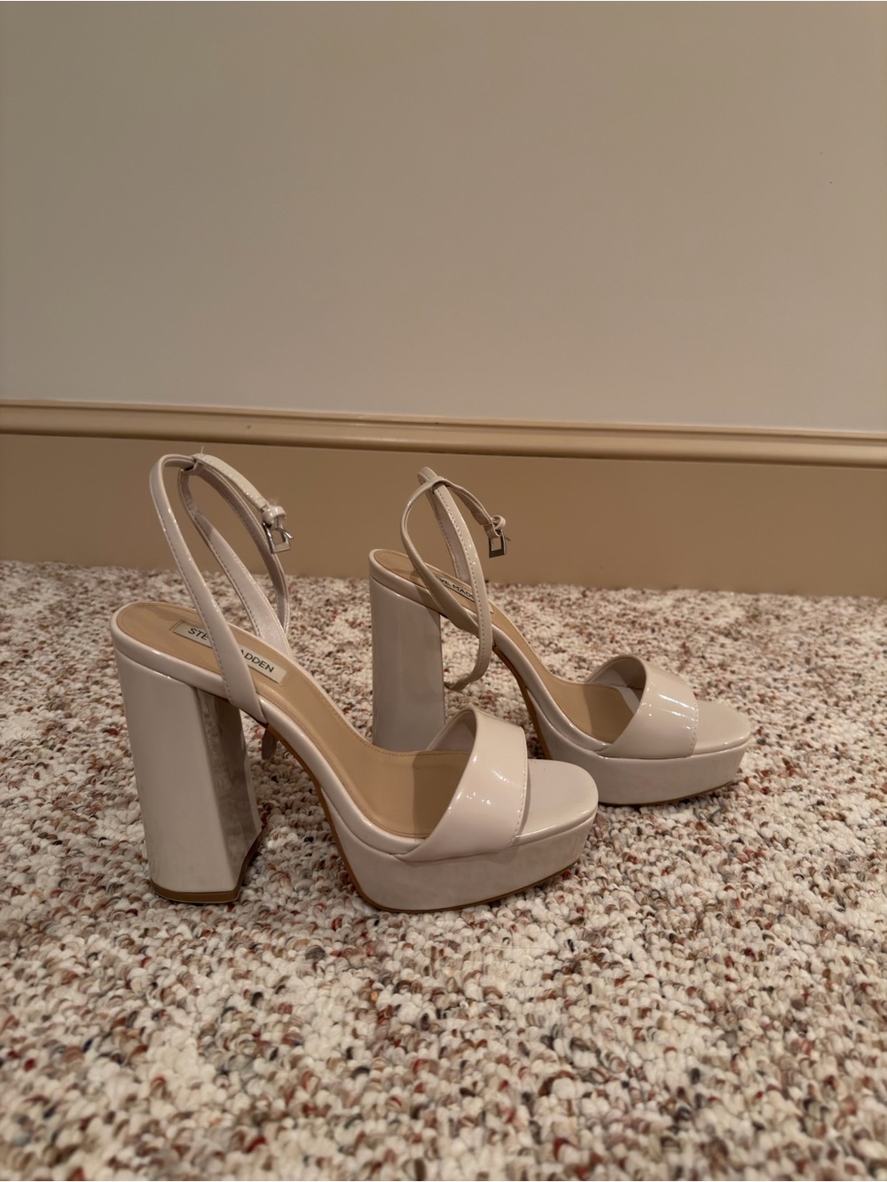 Steve Madden Lessa Platform Heels